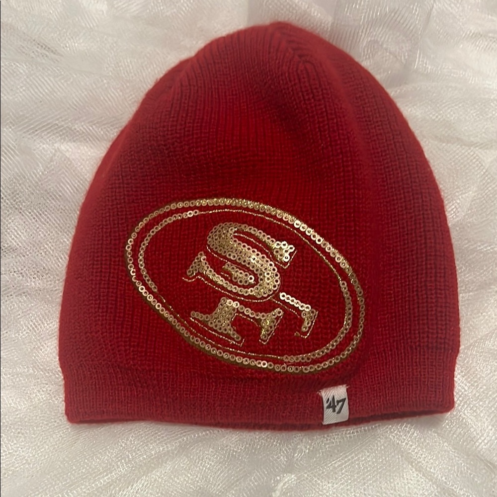 49er Beanie with Gold Sequence